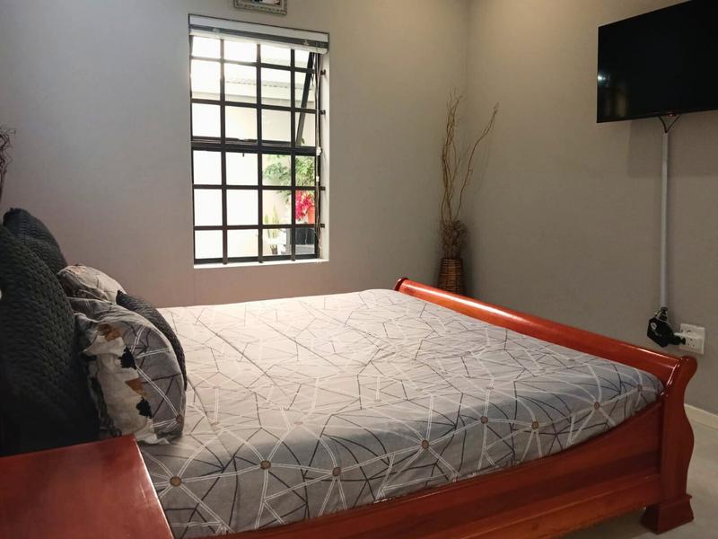 2 Bedroom Property for Sale in Parklands Western Cape